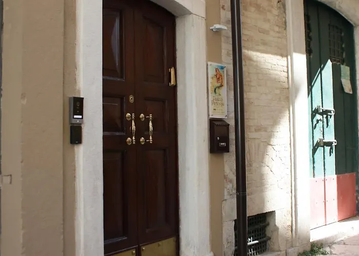 홈스테이 Palazzo Partenope 산세베로